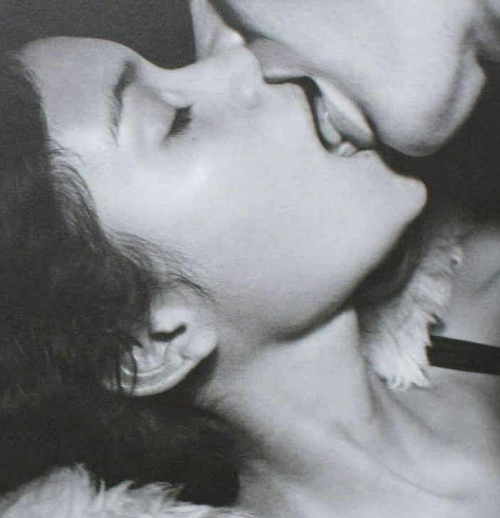 Seductive Kiss